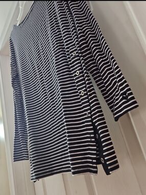 Coolibar Black & White Striped UPF Sun Tee Side Button Beach Top